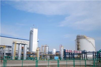 Loji LNG Kecil Hingga Pertengahan